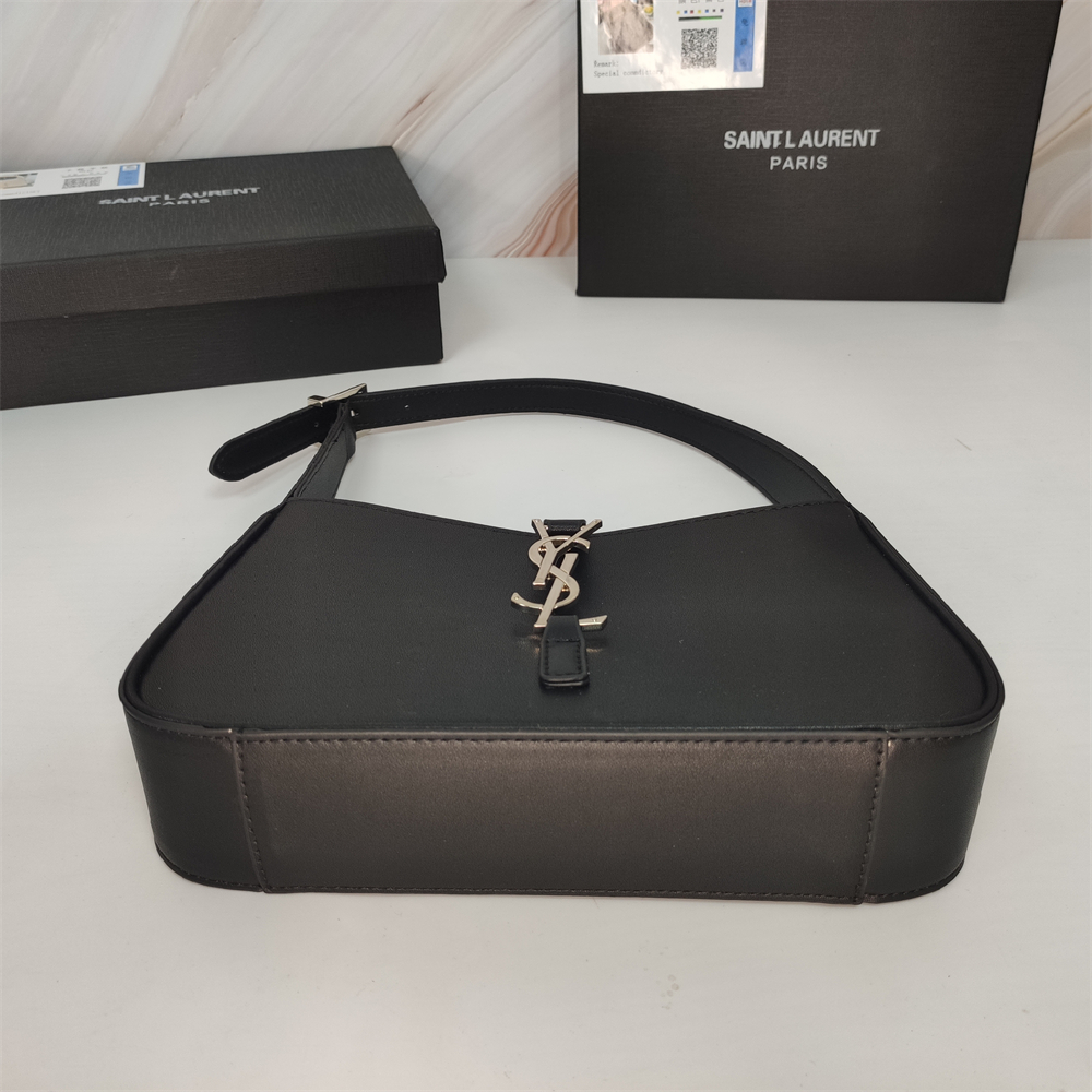 Replica Saint Laurent Cassandra  Le 5 à 7 Hobo Bag
