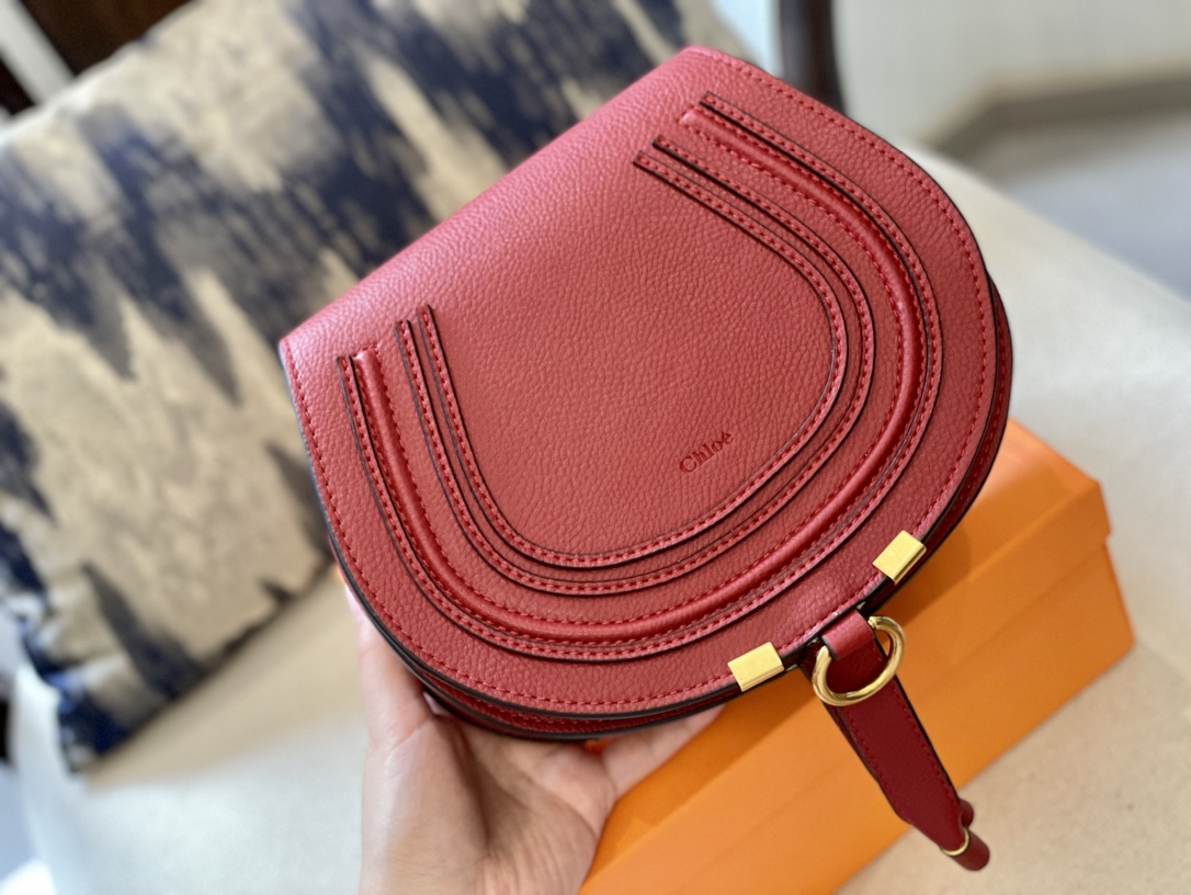 Replica CHLOE'   MARCIE Marcie Small leather shoulder bag with logo engraving