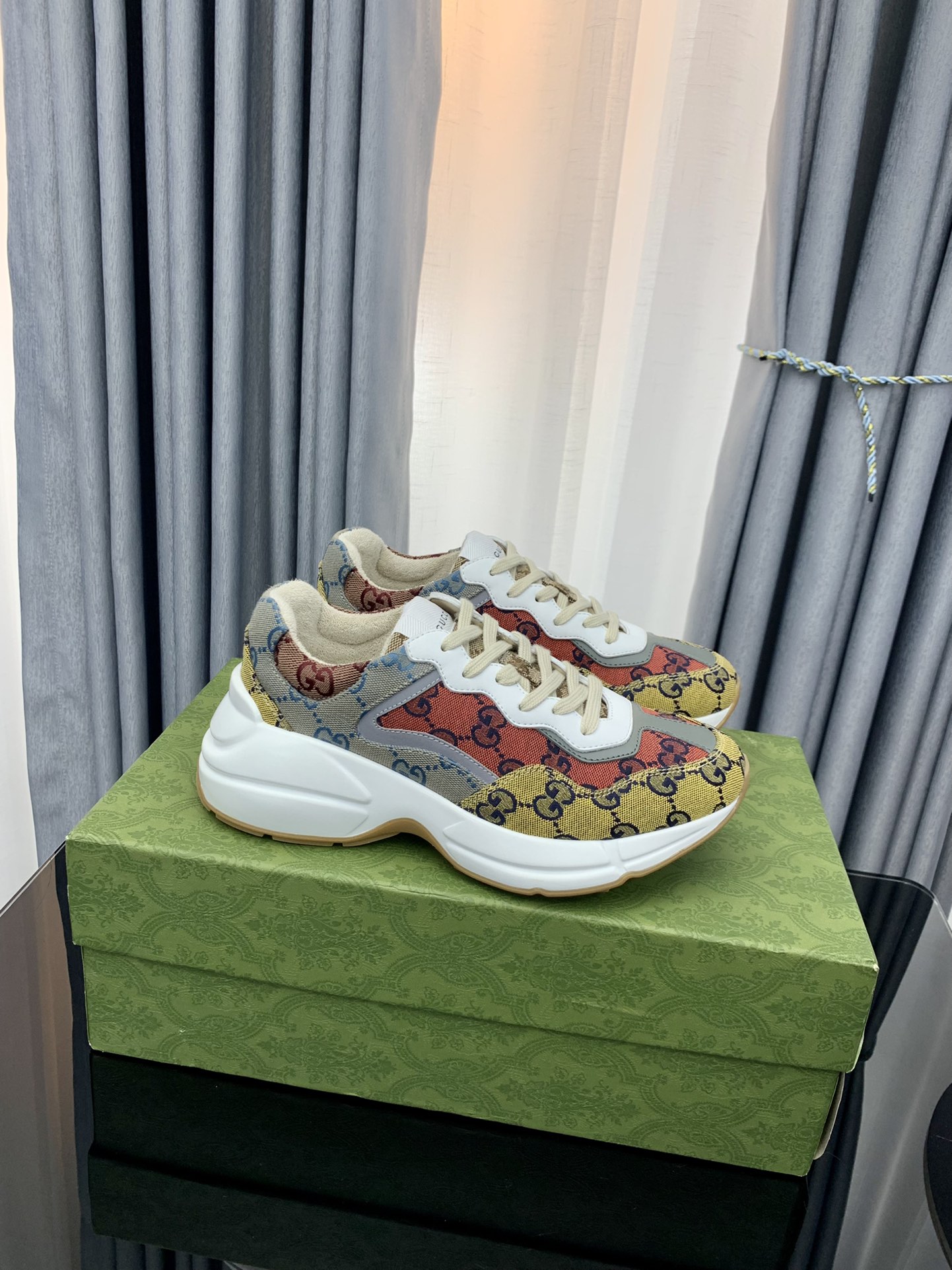 Gucci sneakers