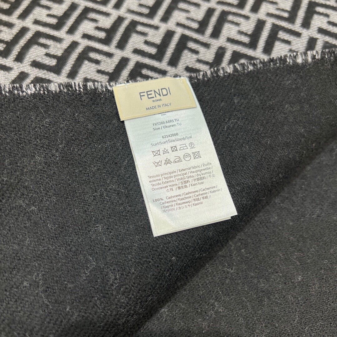 Fendi scarf Double F