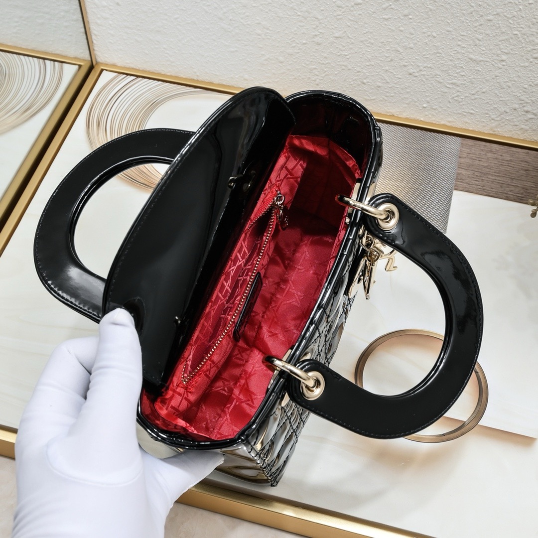 Dior new lady Diana bag