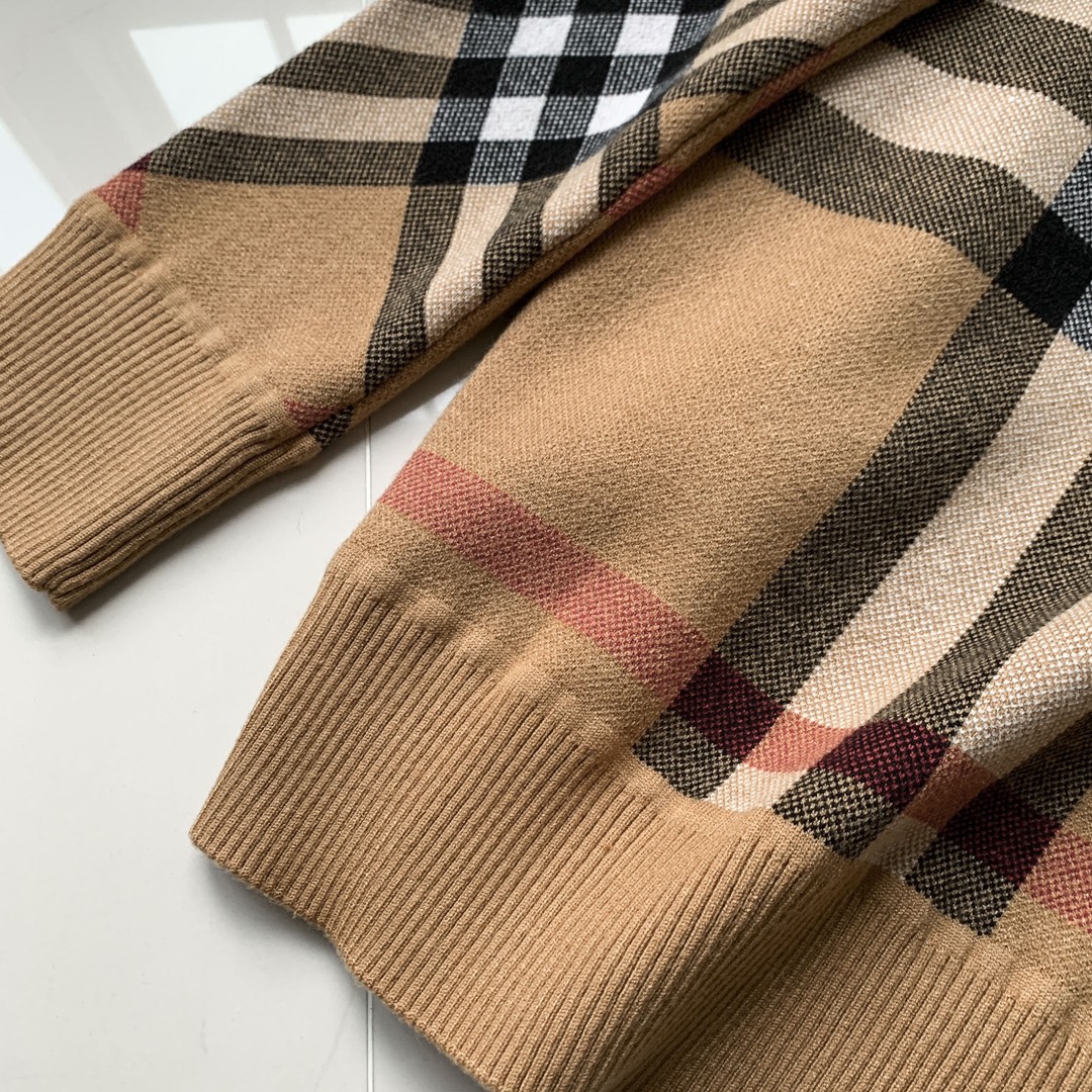 Burberry 23ss Long sleeved sweater jacket