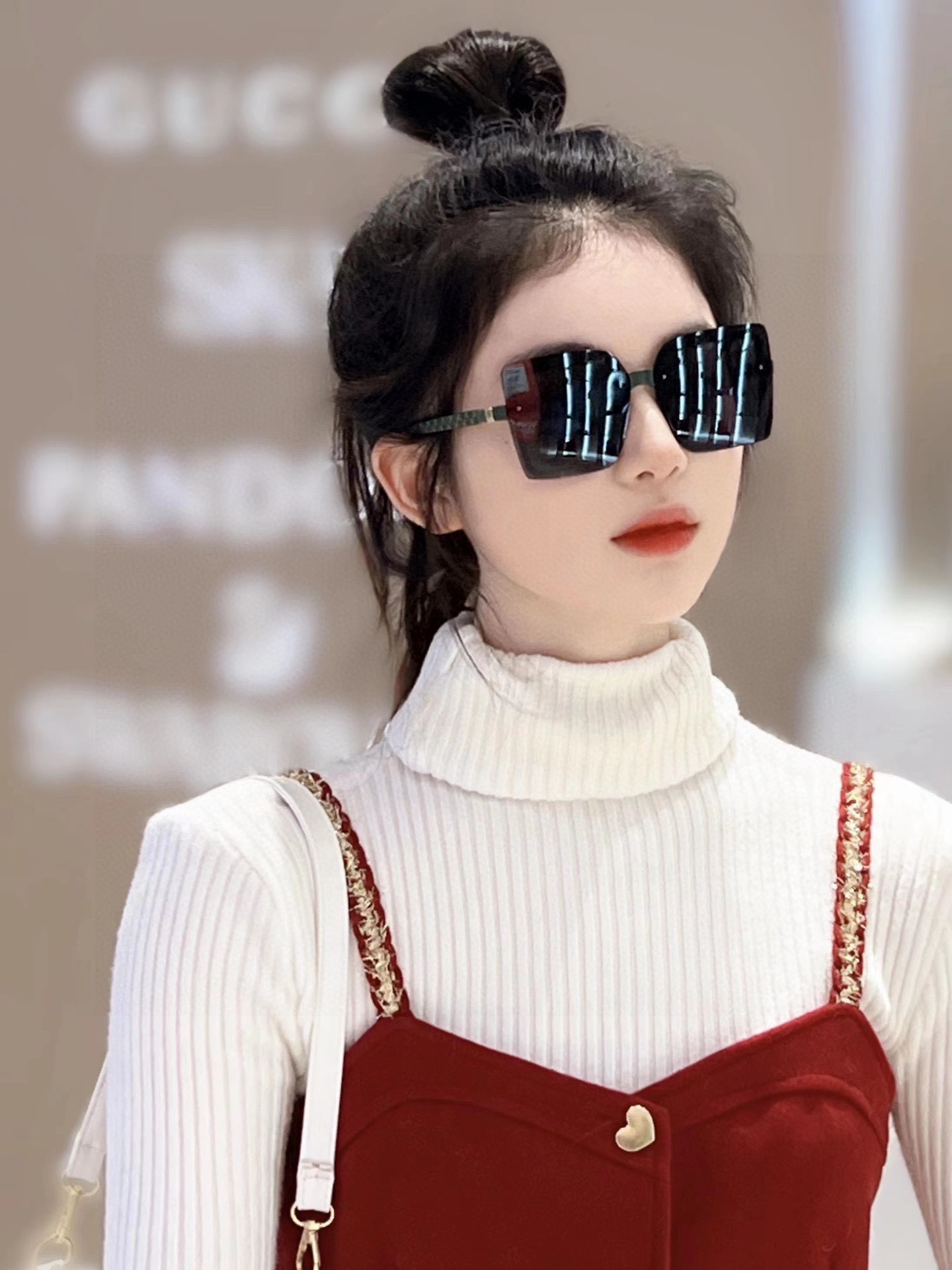 Gucci classic square frame glasses