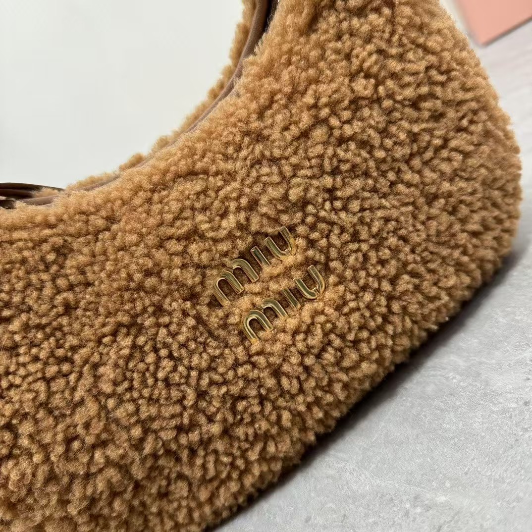 miumiu wander hobo armpit bag