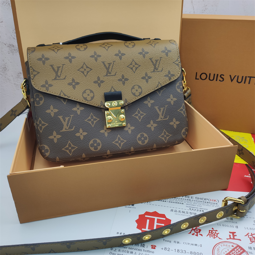 LV Louis Vuitton Pochette Metis Bag
