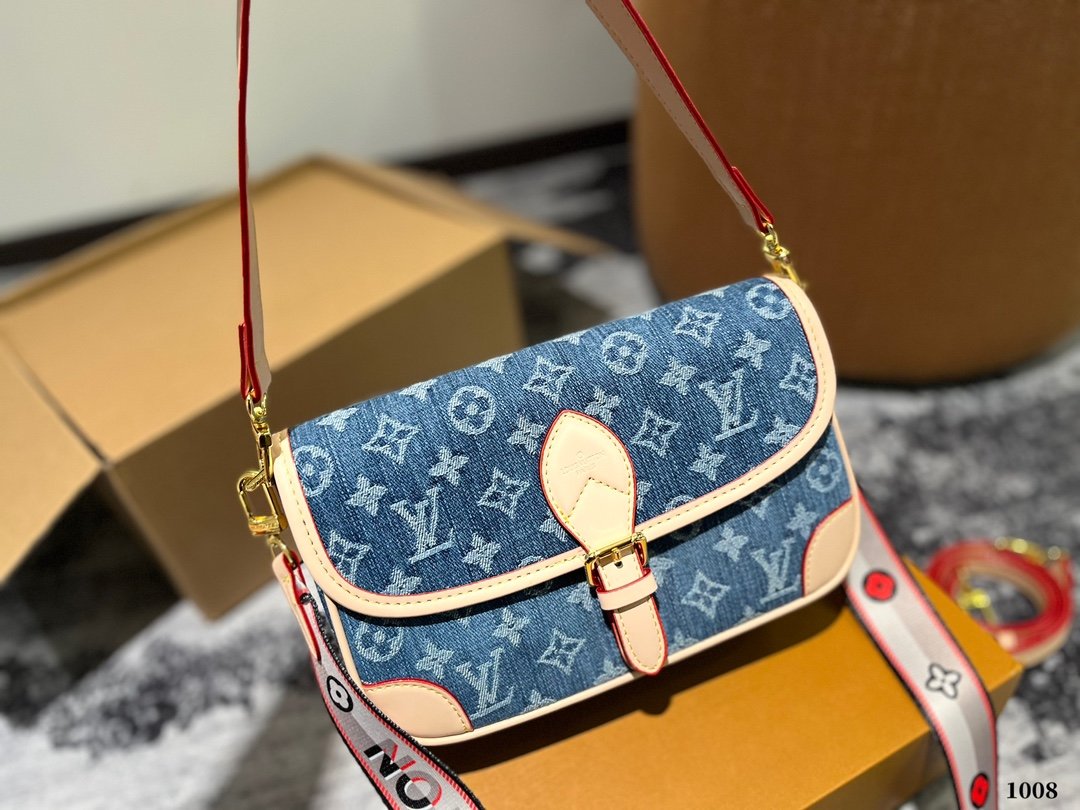 Lv Diane Denim underarm baguette bag