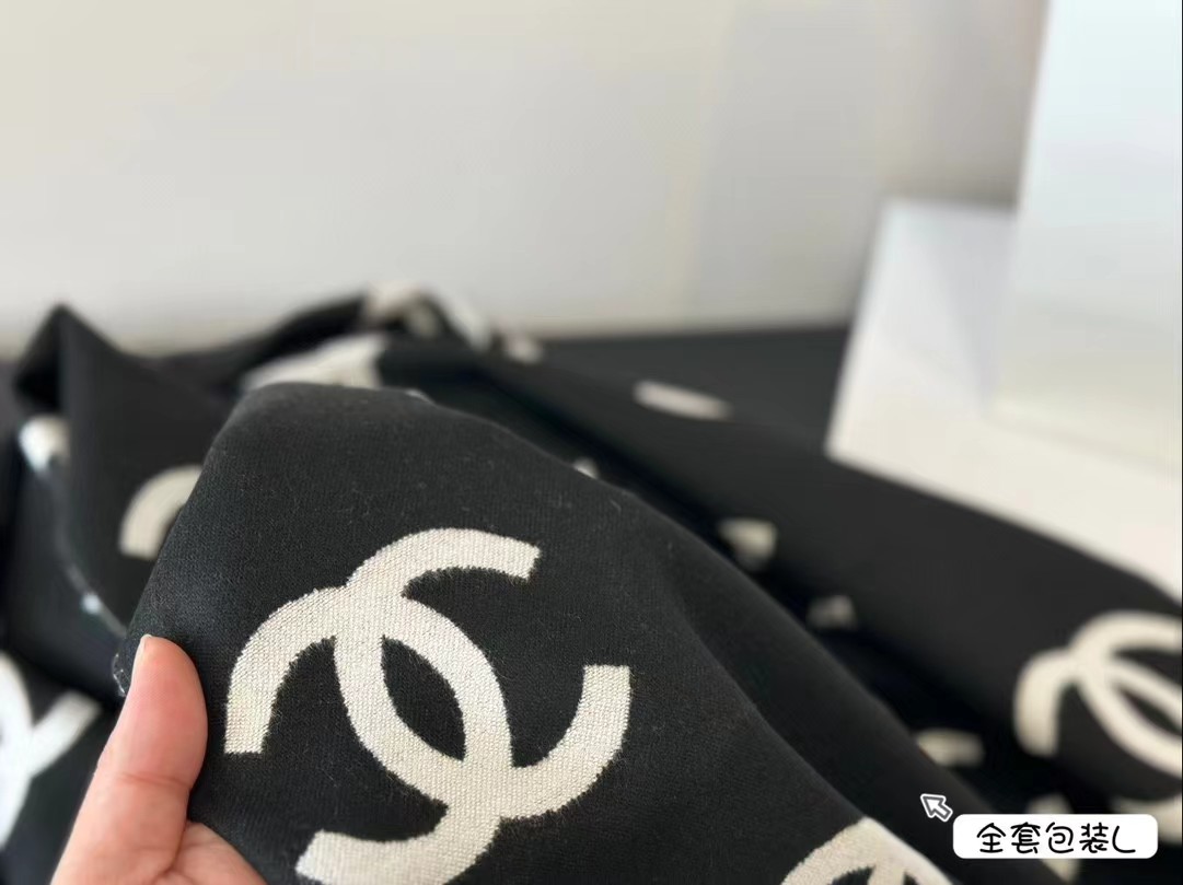 Chanel Black & White CC Logo Wool Blend Scarf