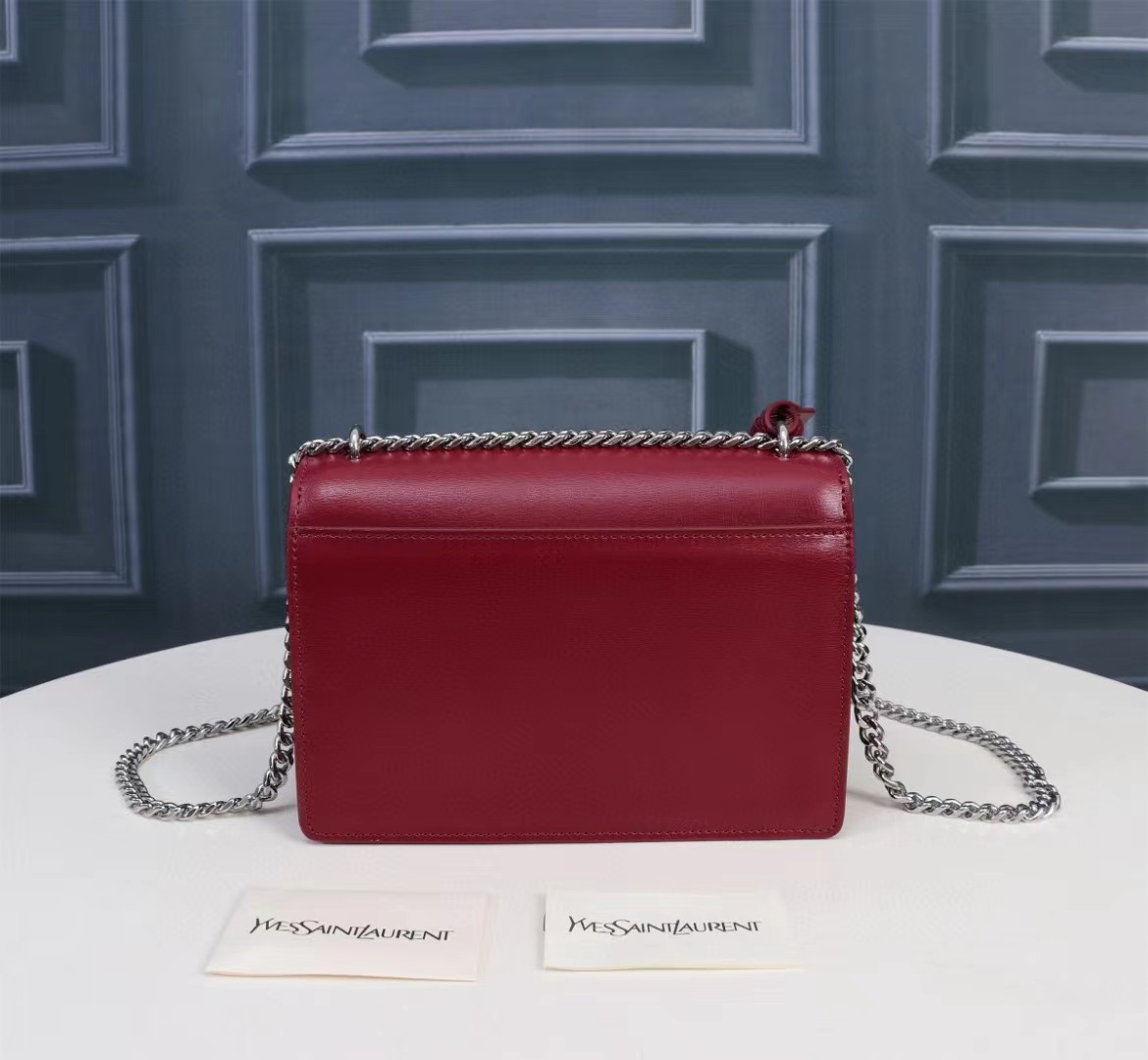 Top Quality YSL Saint Laurent  Grained Calfskin Medium Monogram Handbag