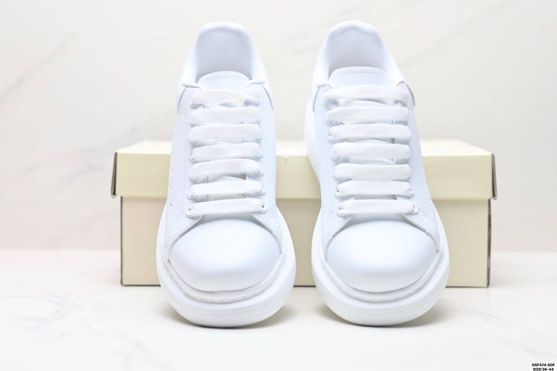 Alexander McQueen Sneakers