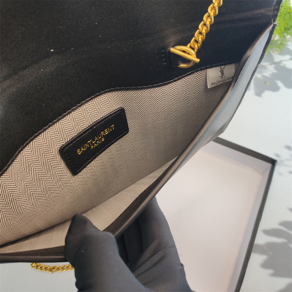 Replica YSL Grain de Poudre Uptown Chain Wallet