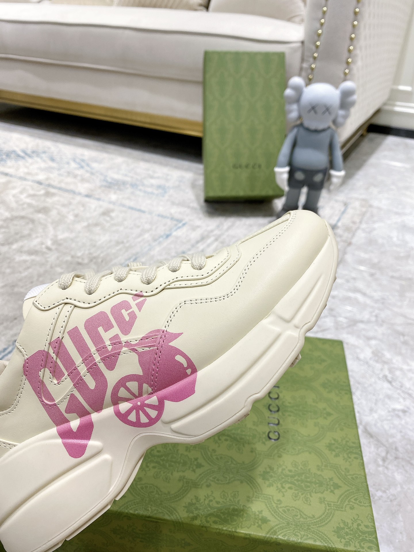 Gucci sneakers
