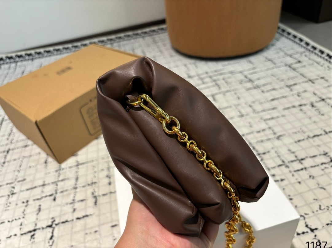 High Quality Loewe Mini Goya Puffer bag in shiny nappa lambskin Handbag