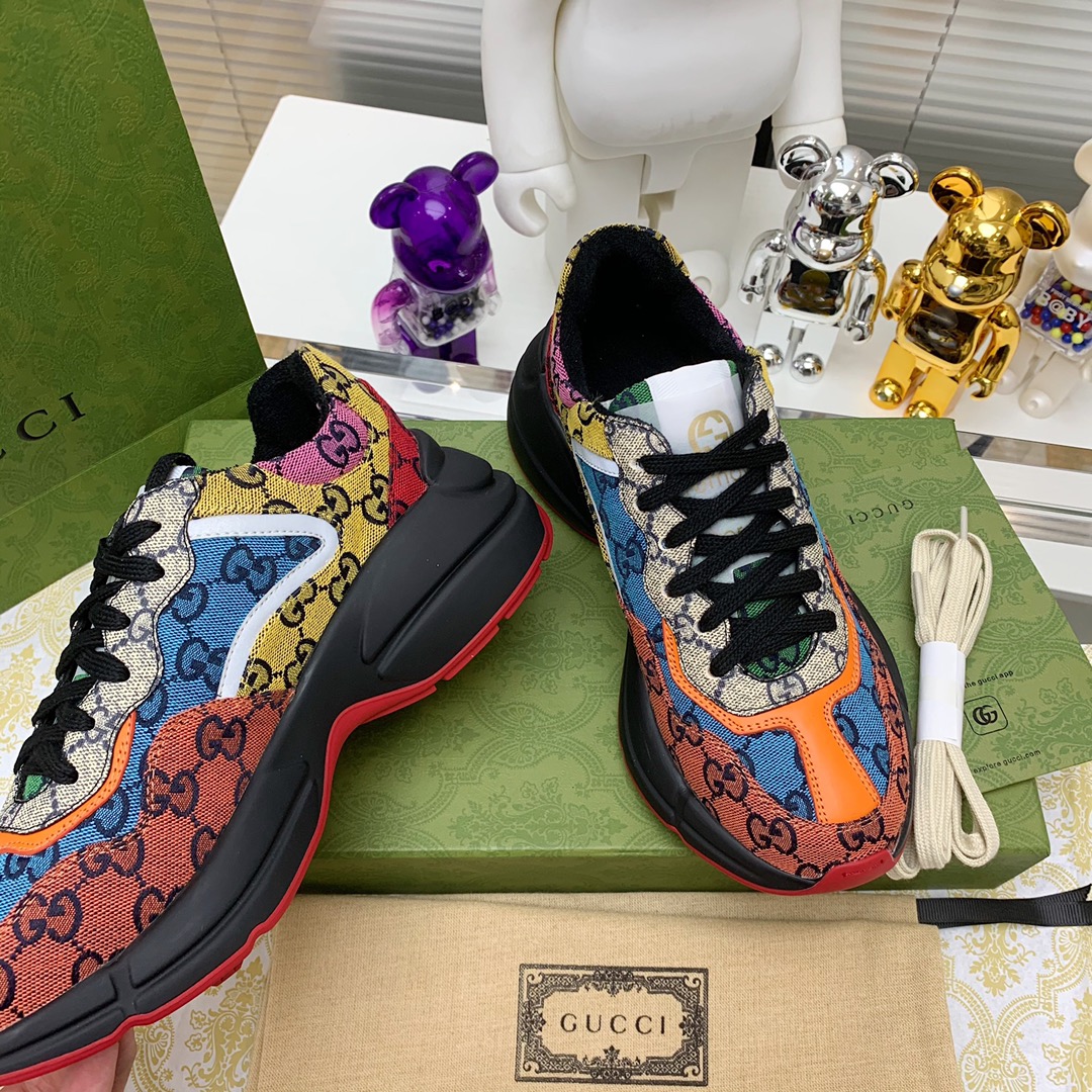 Gucci sneakers