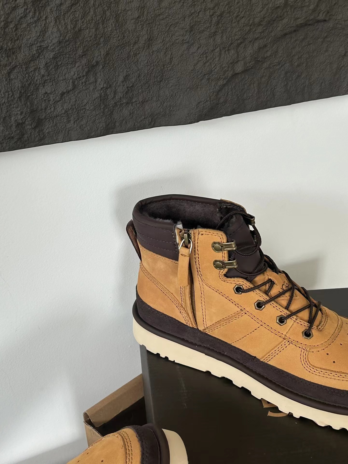 Top Quality UGG Highland Boot 'Beige Brown'