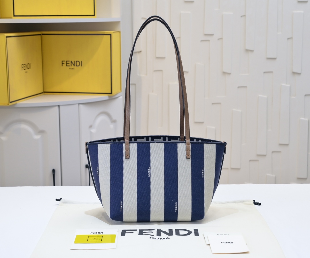 Fendi Double-sided roll bag Baguette neverfull bag