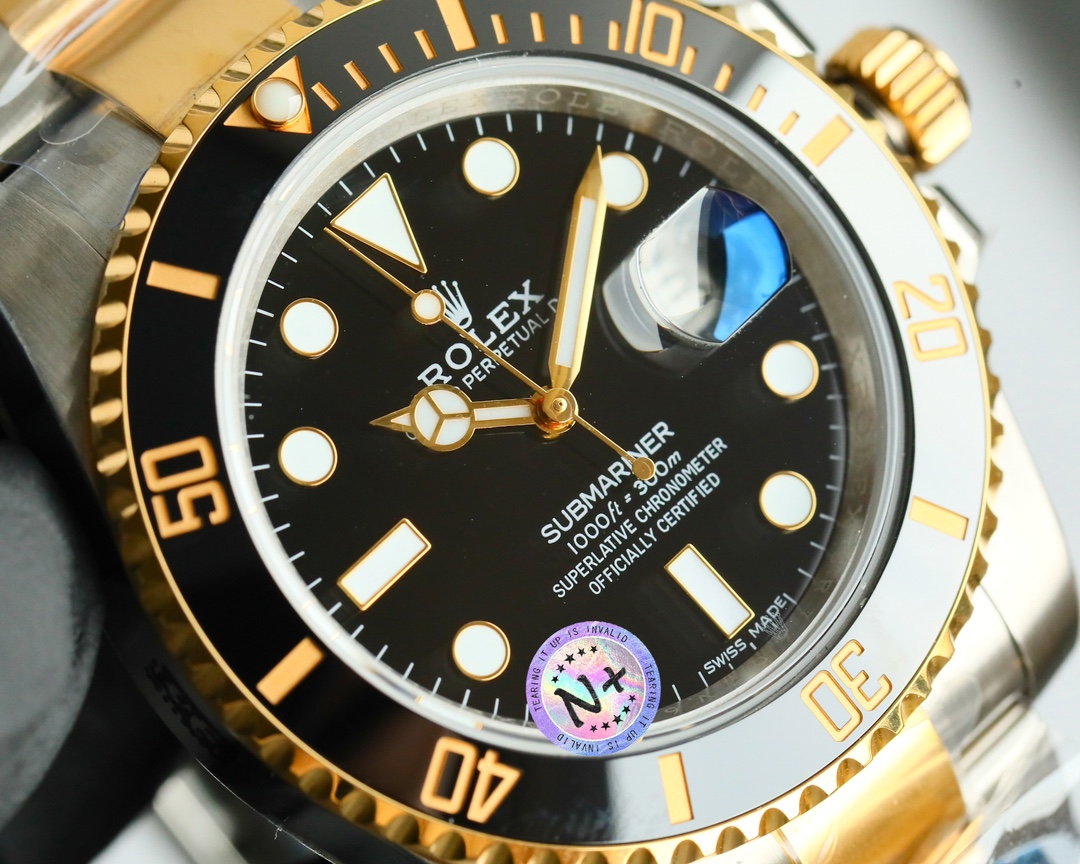 Replica Rolex Submariner Date 40 Dial Yellow Gold Watch