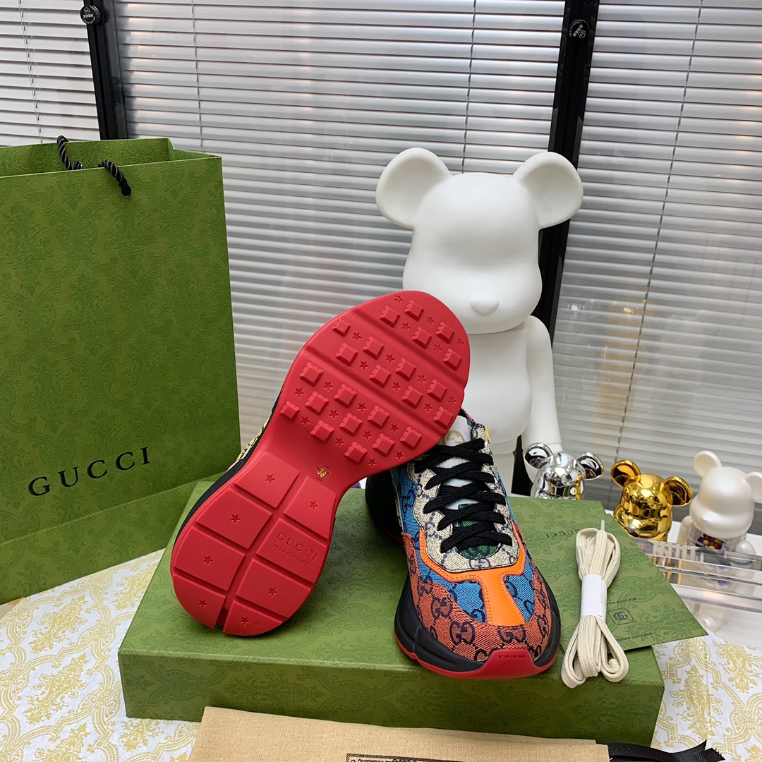Gucci sneakers