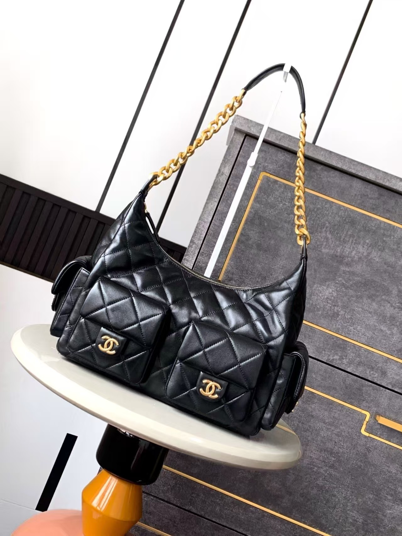 Top version chanel hobo chain bag