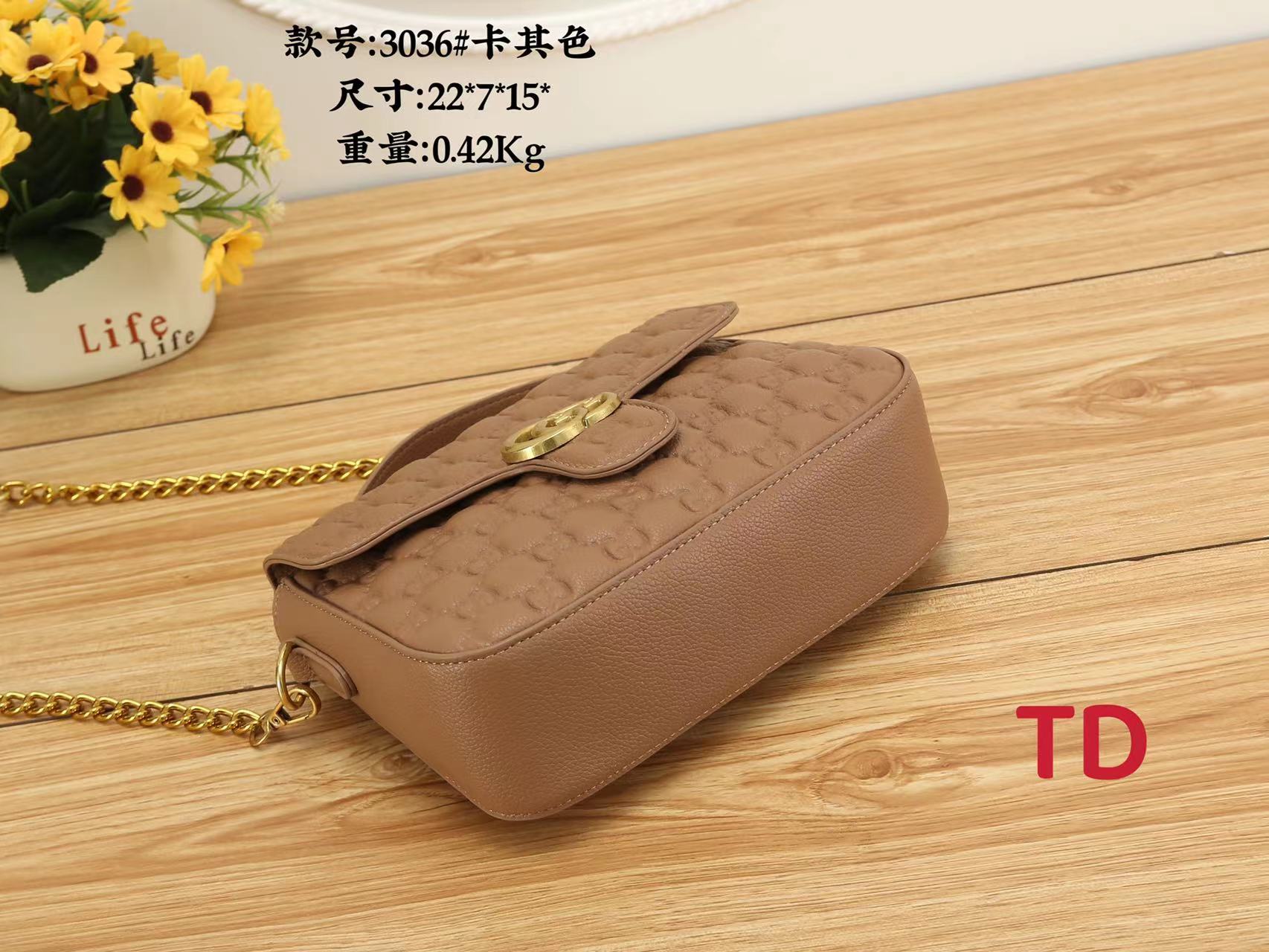 Gucci embossed bag replica