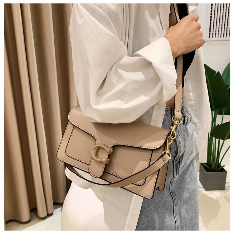 Replica COACH Tabby Shoulder Bag
