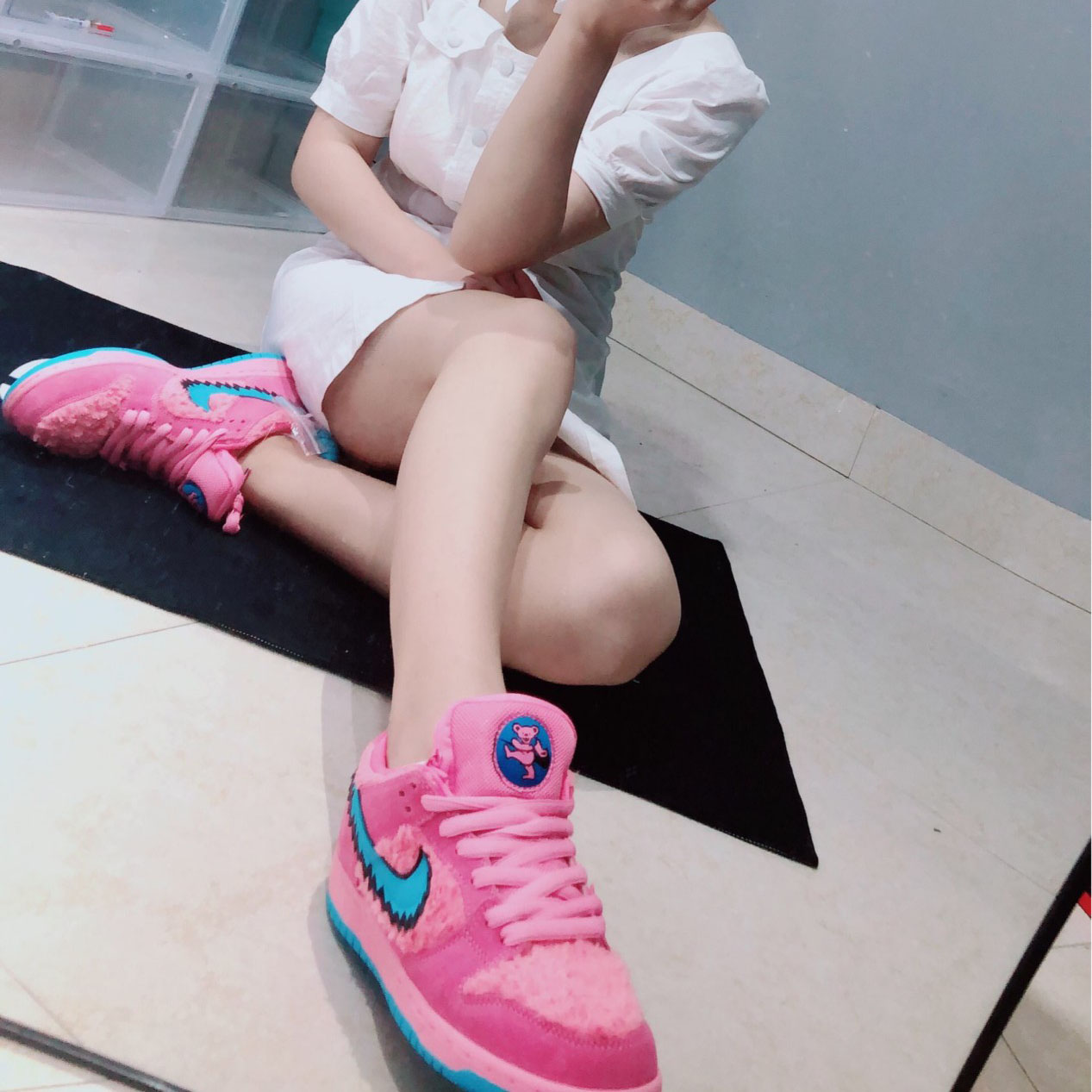 Grateful Dead x Nike SB Dunk Low