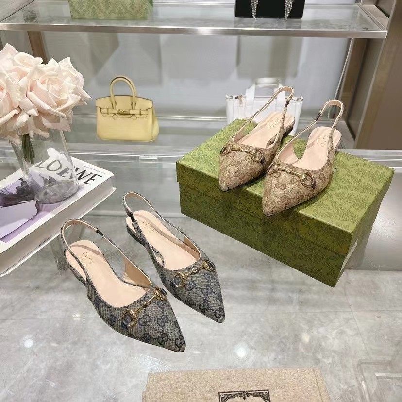 Horsebit GG Gucci canvas slingback flats in beige Brown