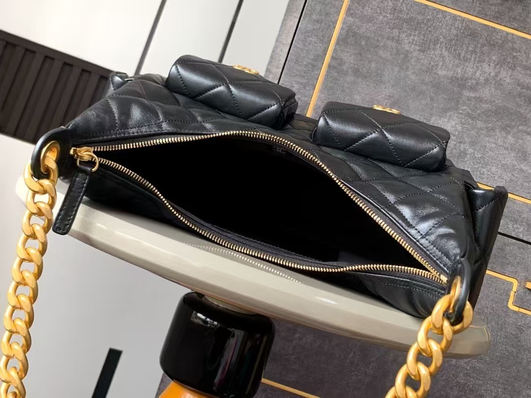 Top version chanel hobo chain bag