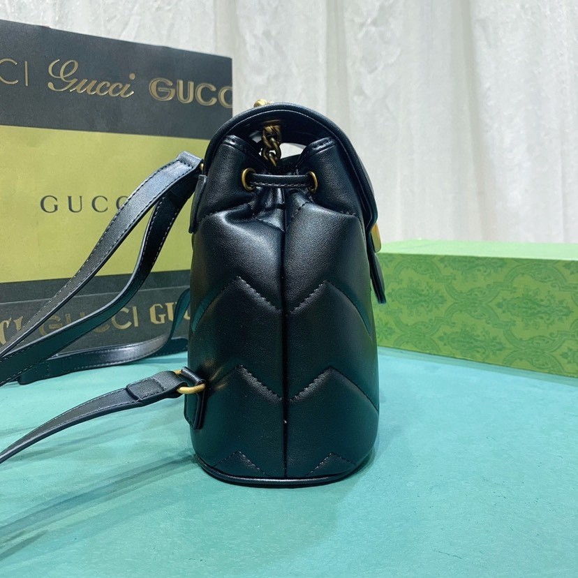 Gucci gg marmont shoulder bag
