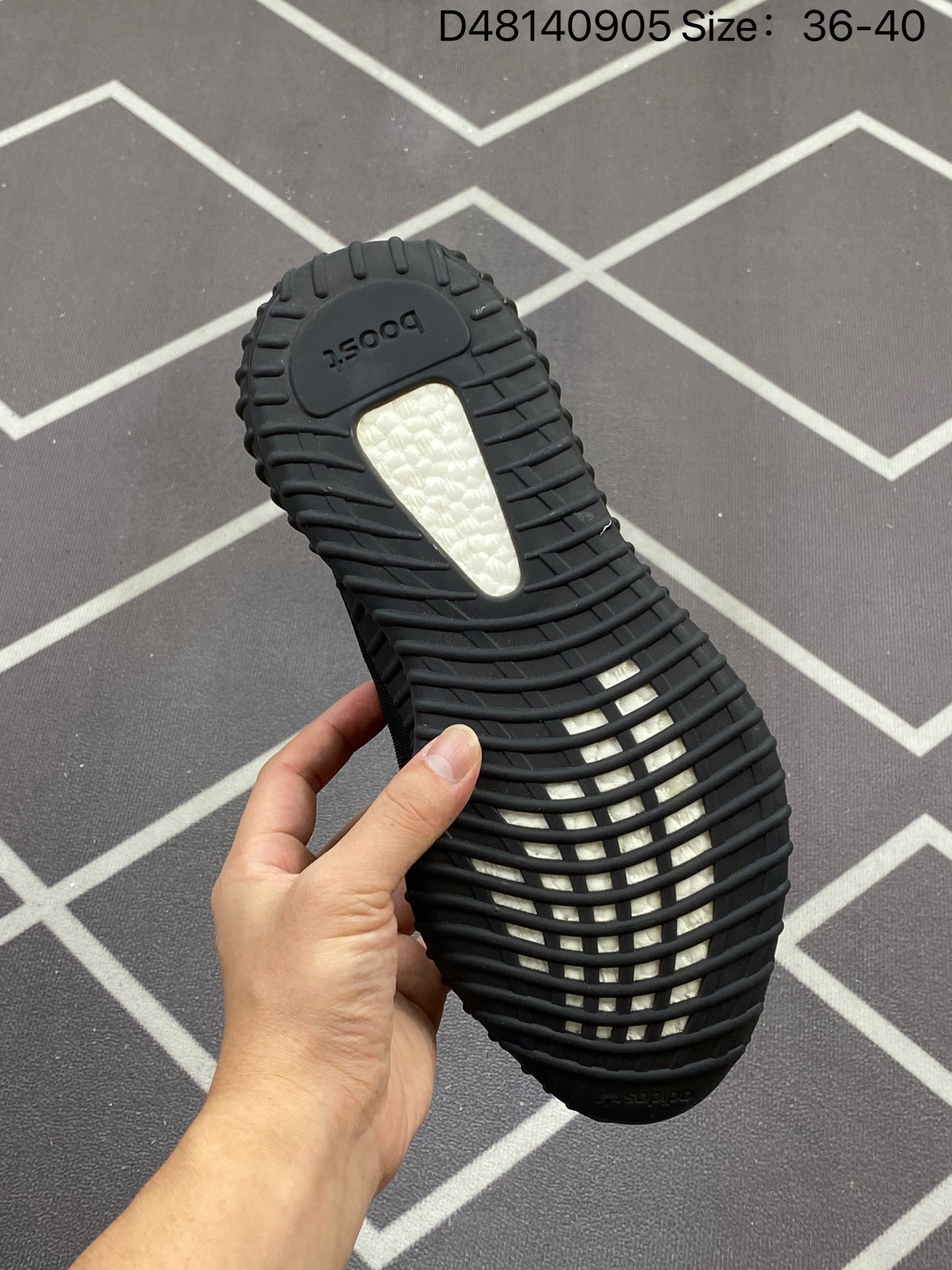 Replica Adidas Yeezy Boost 350 V2