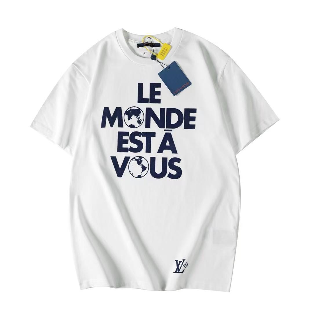 Louis Vuitton 'The world is yours' T-shirt