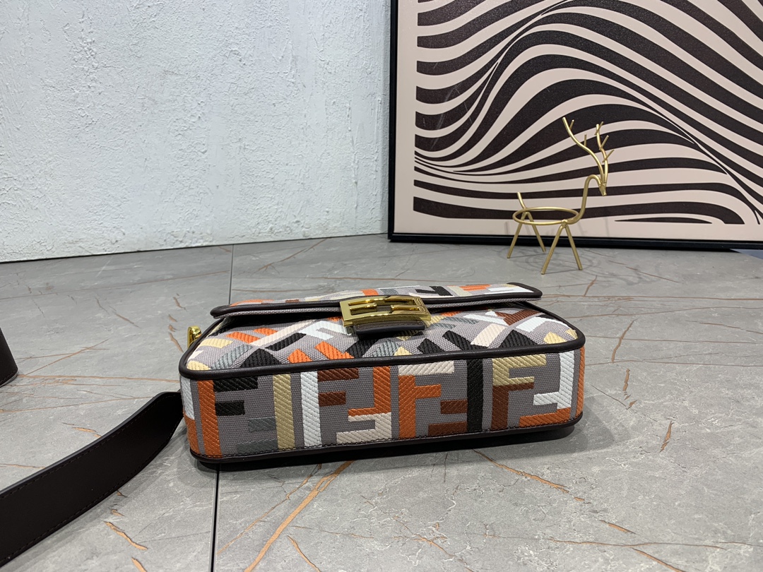 Fendi embroidered baguette bag