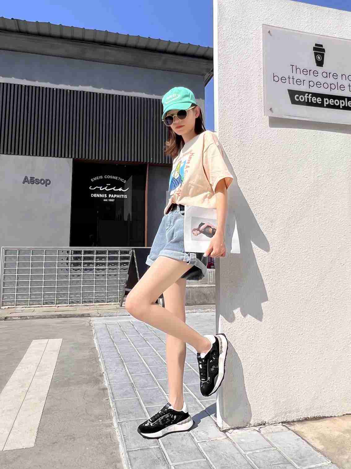 Top Quality Valentino Garvani Sneakers