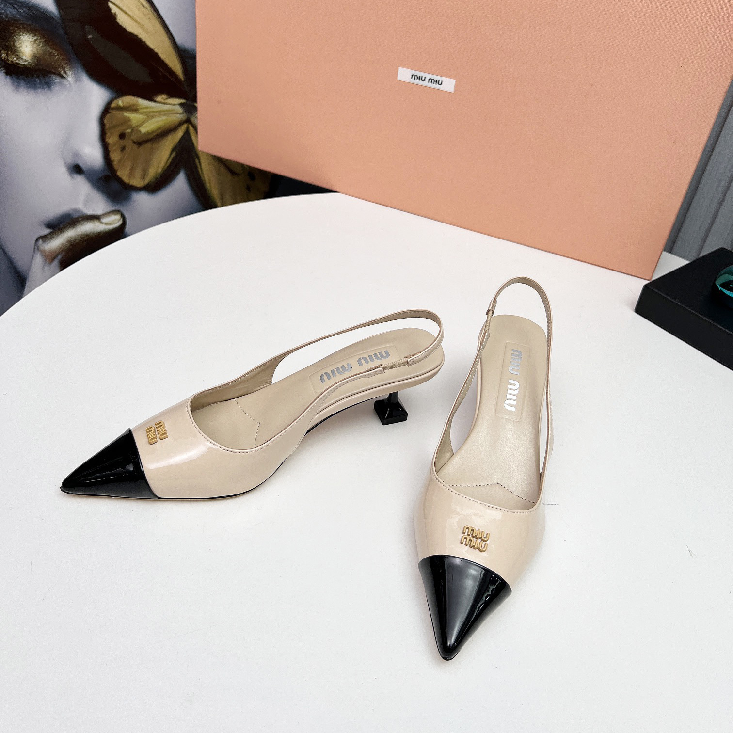 High-quality miumiu Original women's leather shoes