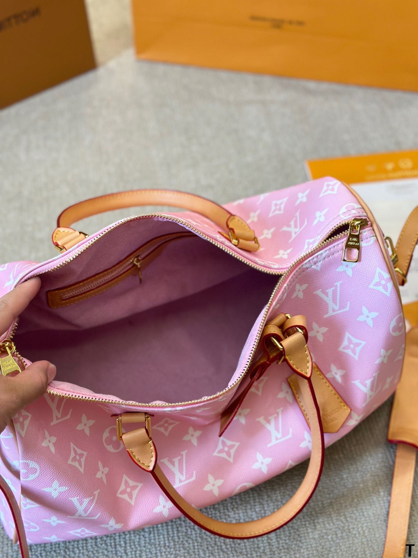 LV Keepall Bandouliere 40 speedy bag