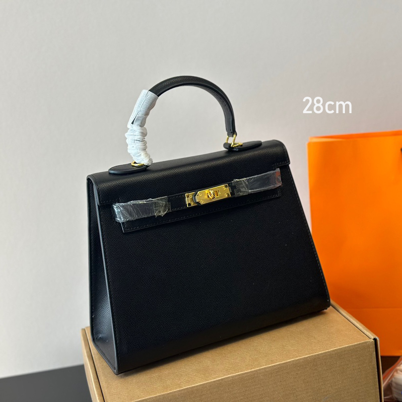 Hermes Kelly bag