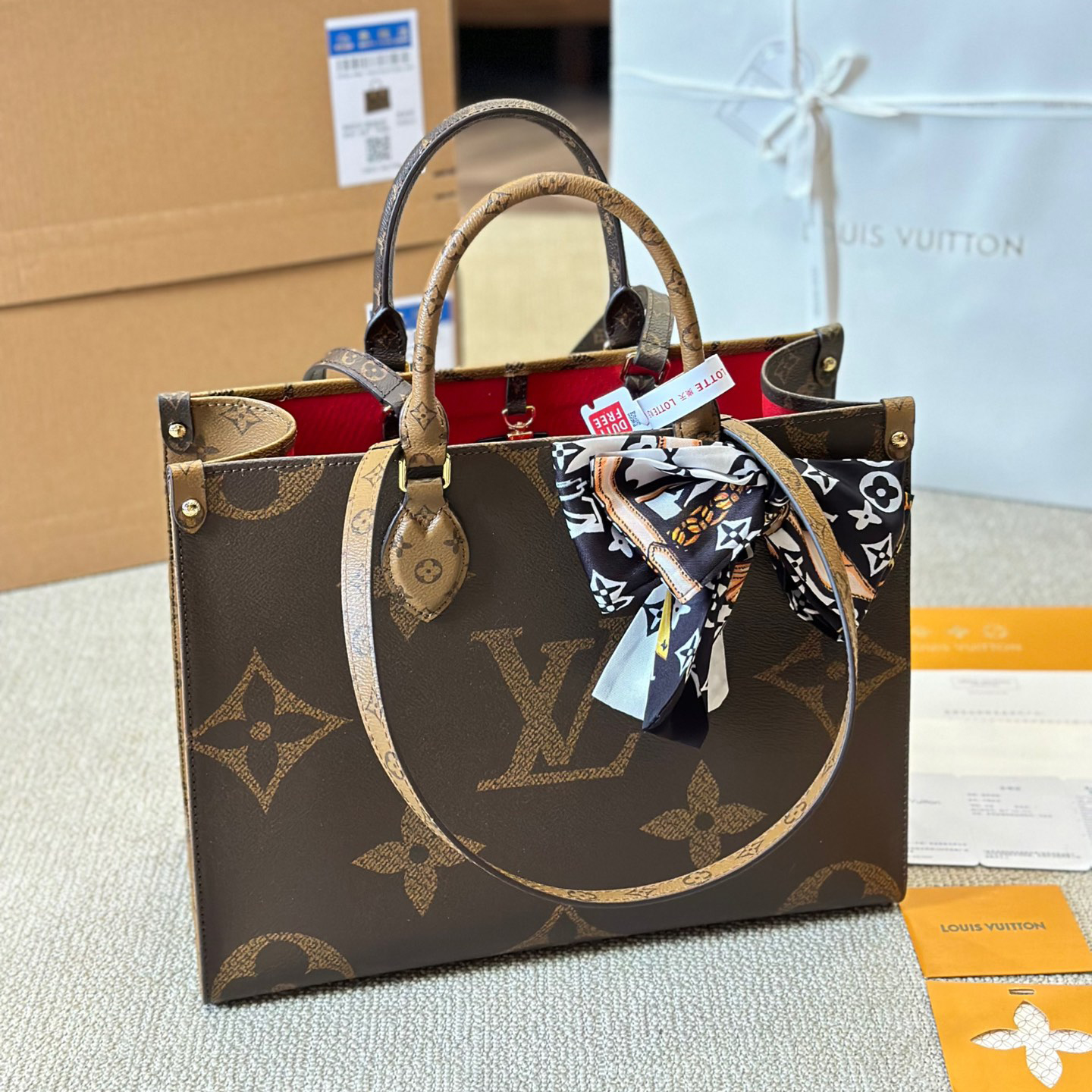 High quality original LV A/B onthego TOTE bag