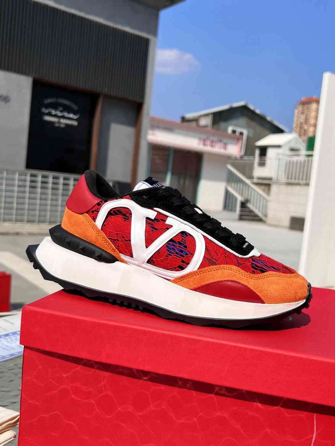 Top Quality Valentino Garvani Sneakers