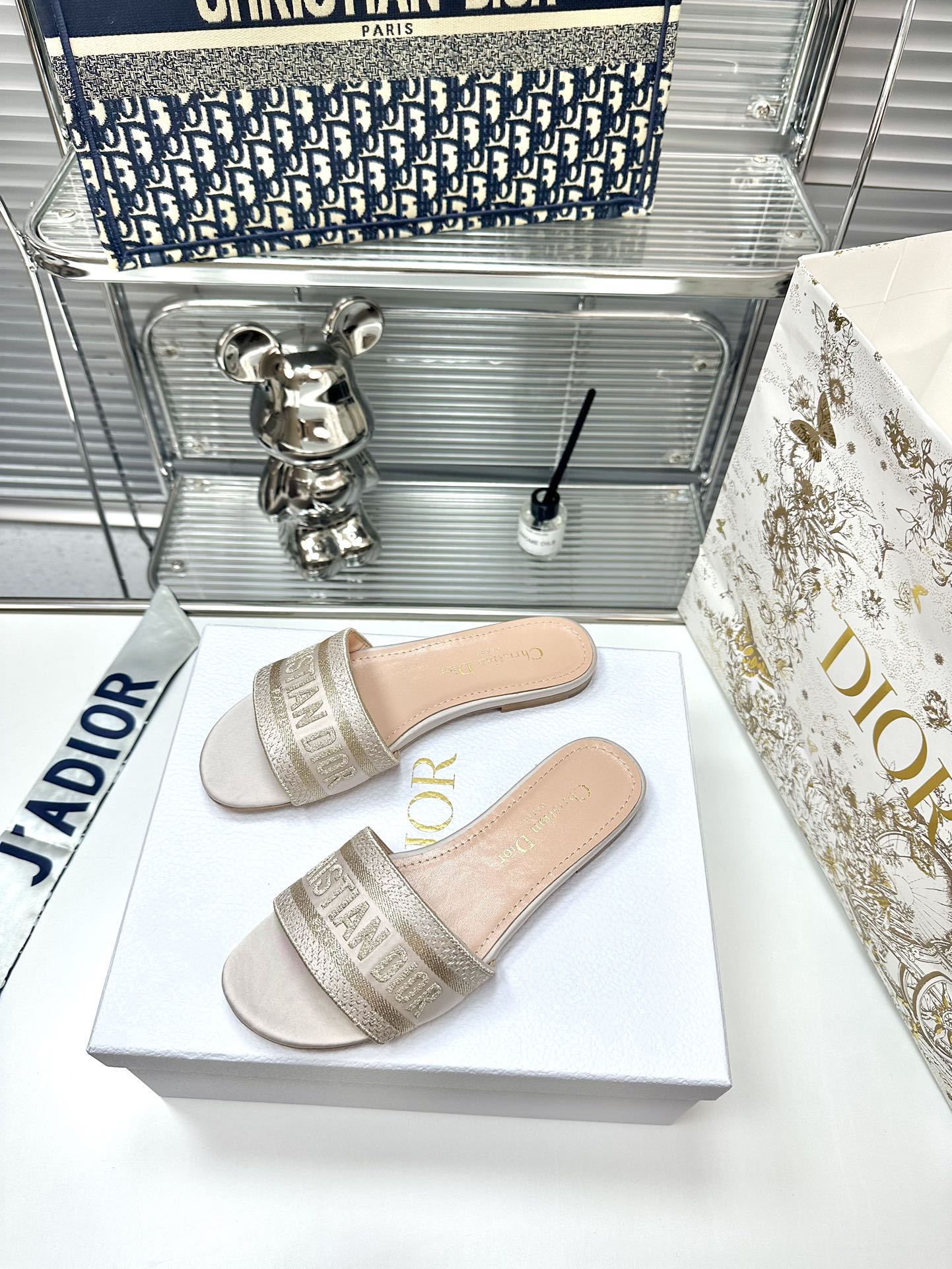 Replica Dior Embroidery collection of flip-flops
