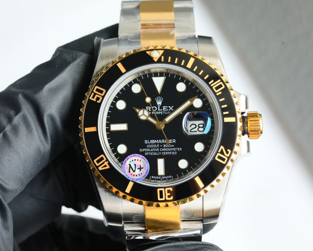 Replica Rolex Submariner Date 40 Dial Yellow Gold Watch