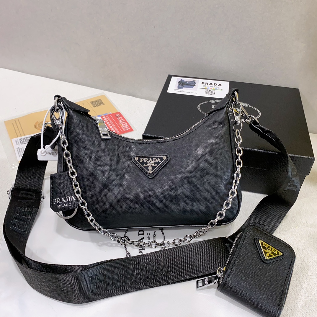 Prada chain crossbody shoulder bag