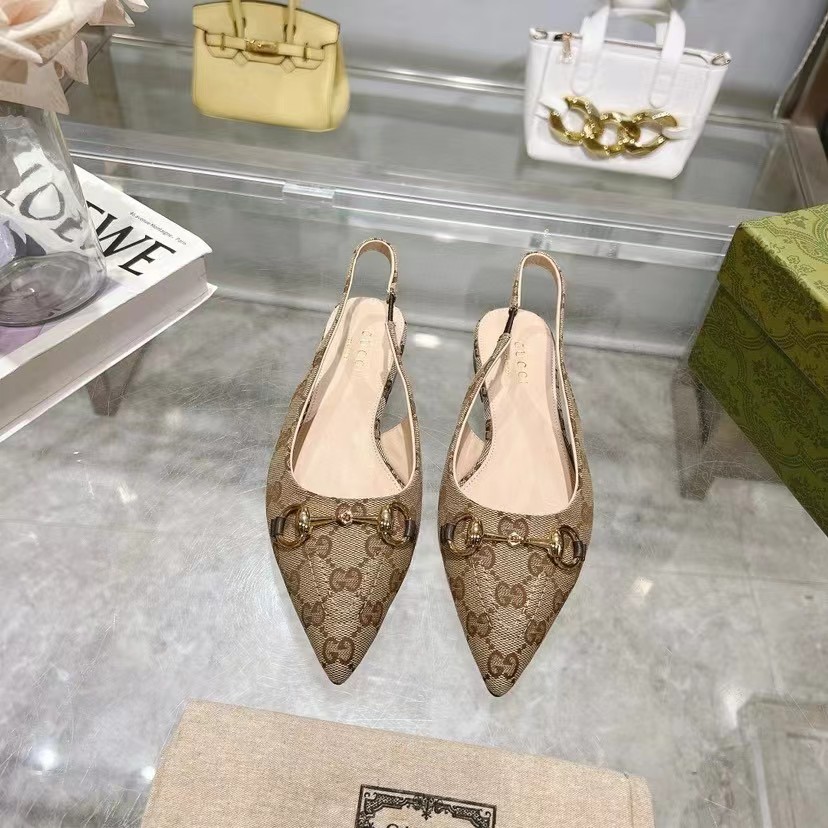 Horsebit GG Gucci canvas slingback flats in beige Brown
