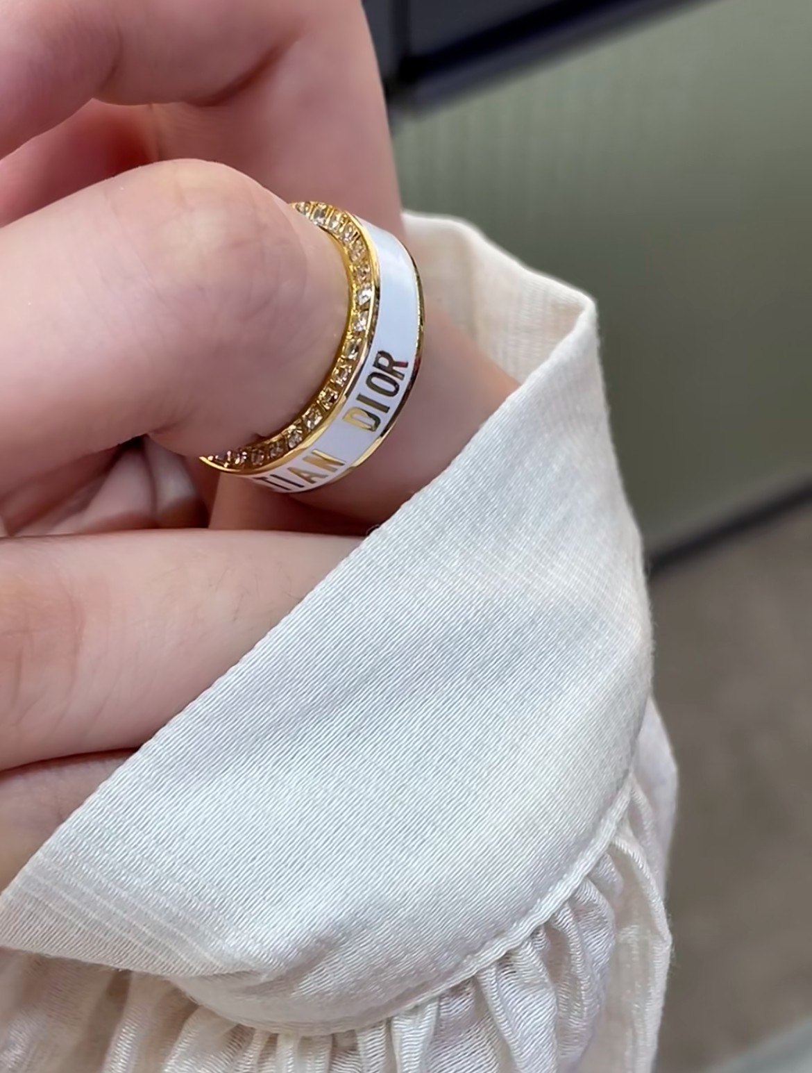 High-quality Dior ring