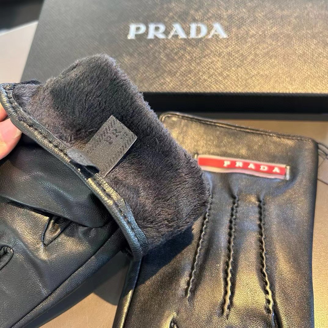 High Quality Prada Gloves