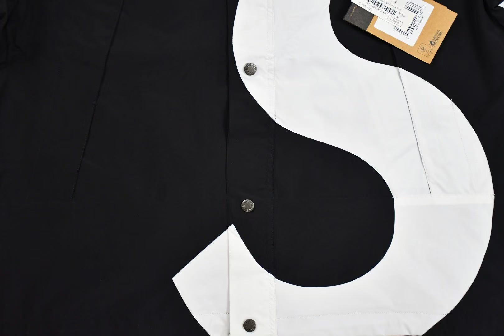 supreme * North face hardshell jacket