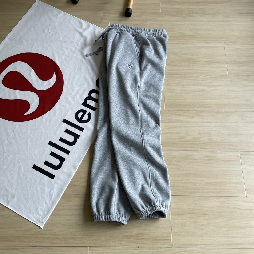 lululemon Adding velvet and thickening  Casual pants