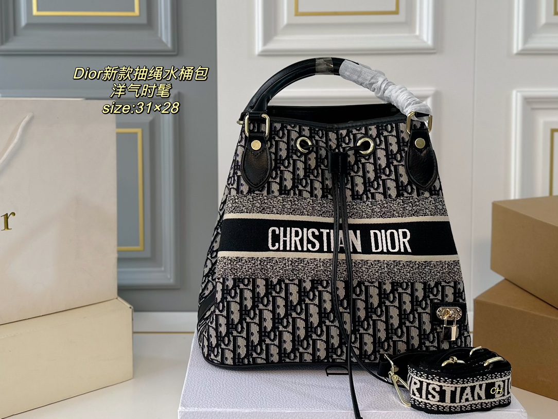 Replica Medium C'est Dior Bag
