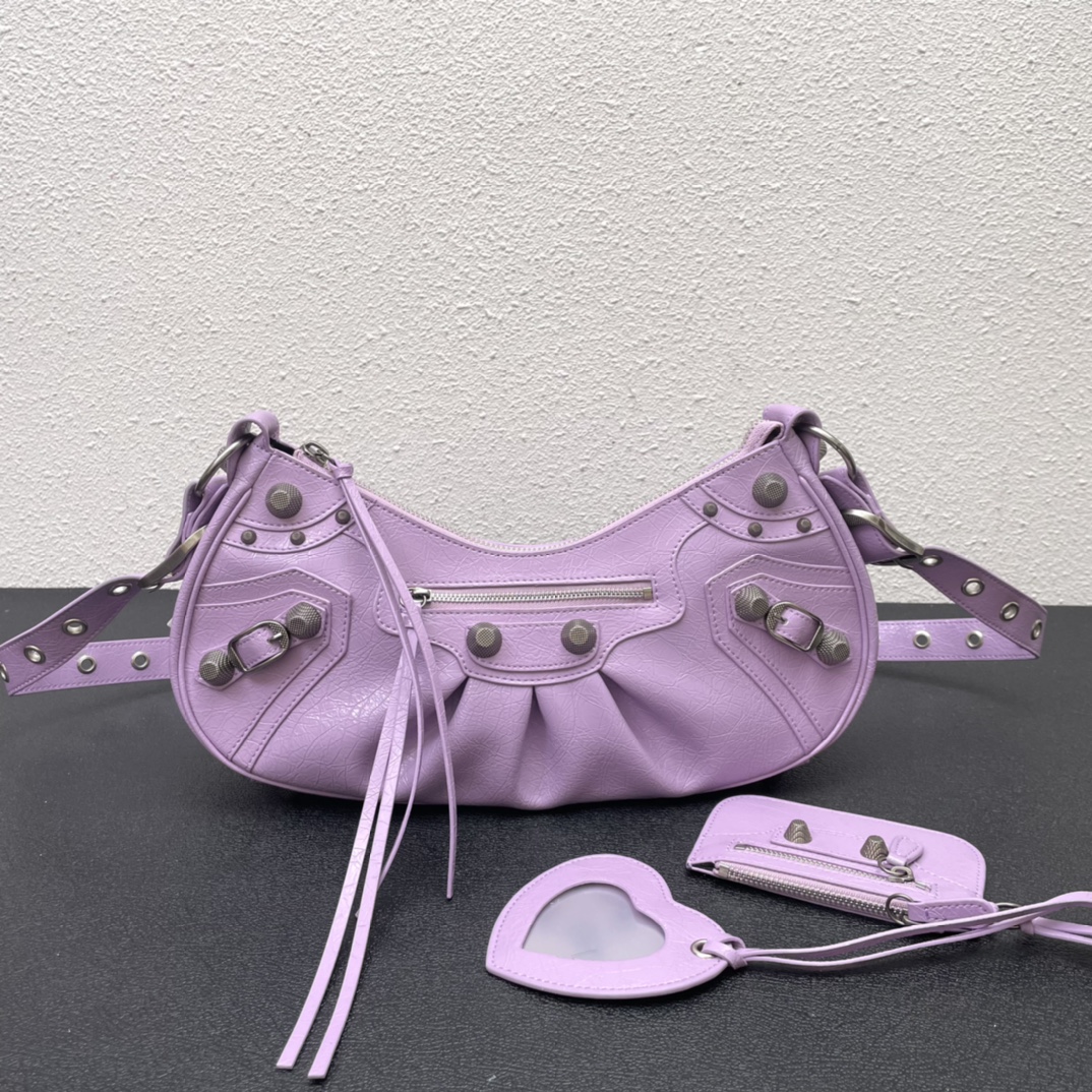 Balenciga Le Cagole armpit handbag