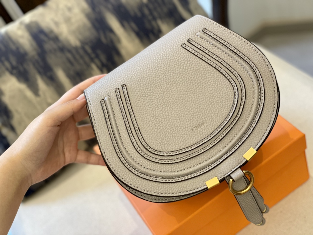 Replica CHLOE'   MARCIE Marcie Small leather shoulder bag with logo engraving