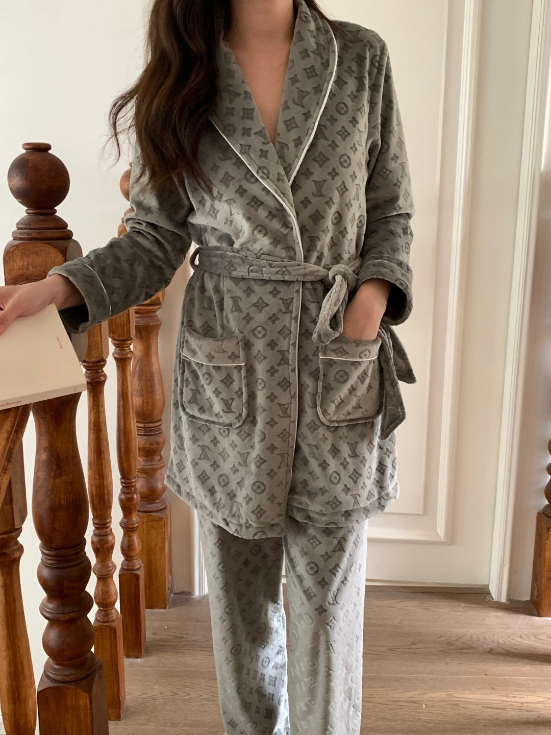 LV pajamas nightgowns