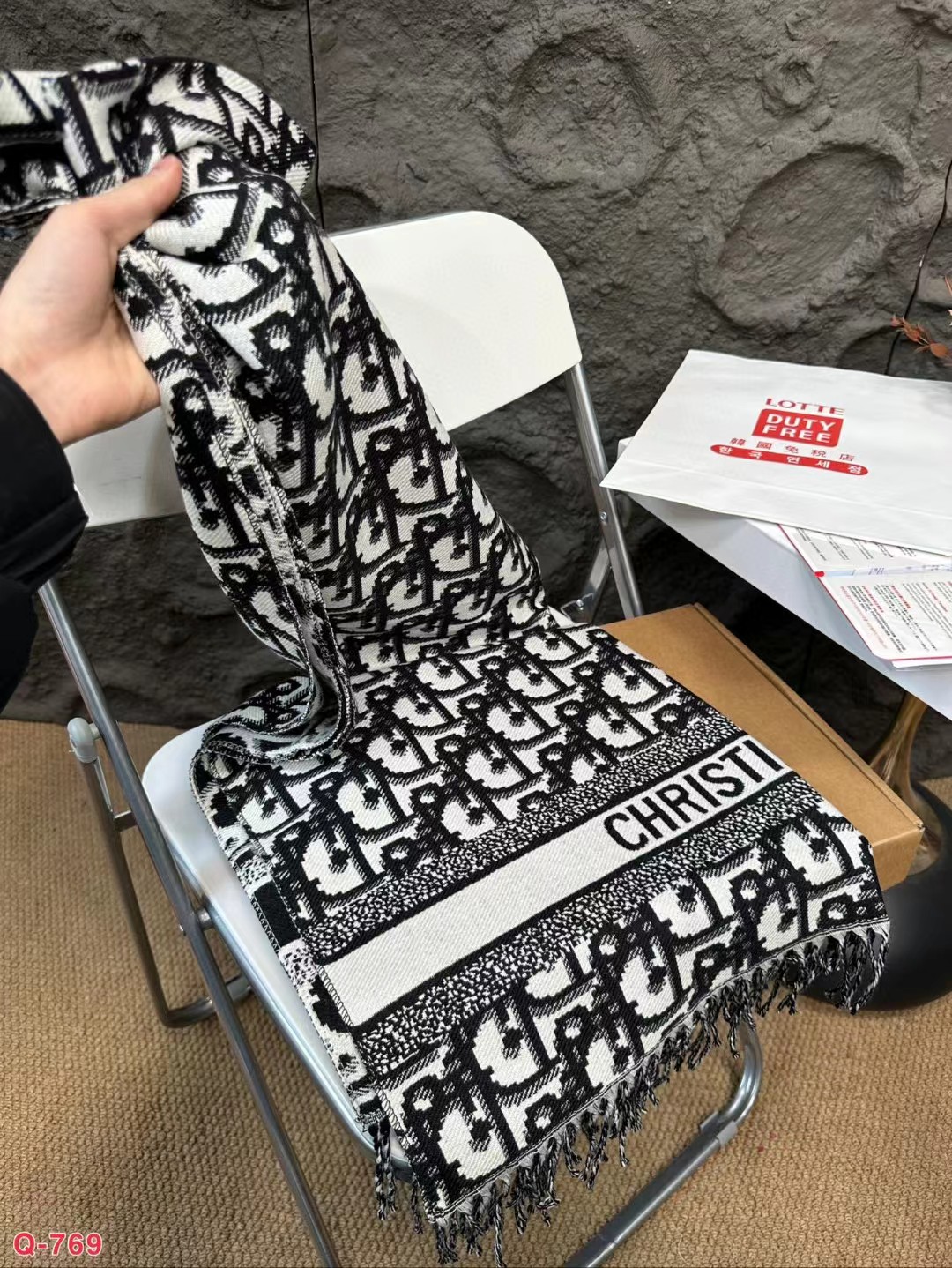 Replica Dior Women Oblique Cashmere Black Scarf